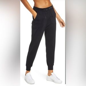 Zella Live In Pocket Joggers